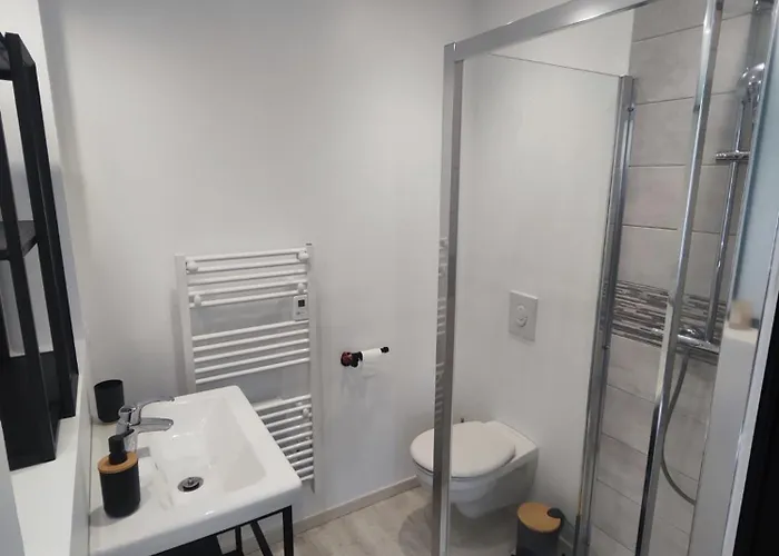 Apartment Neuf Situe Au Coeur D'un Bourg Paisible *