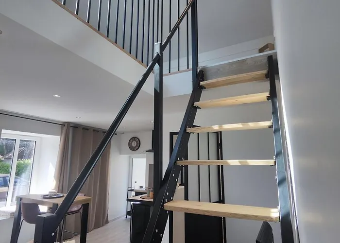 Apartment Neuf Situe Au Coeur D'un Bourg Paisible *